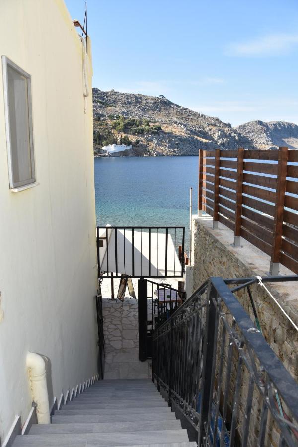Metapontis Studios Symi Exteriér fotografie